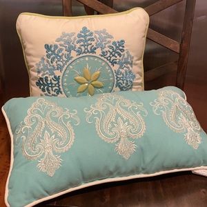 Boho Themed Throw Pillows